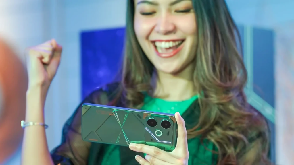 Mengenal POVA SuperCooled System 1.0, Main Game di Tecno Pova 6 Bebas&nbsp;Panas